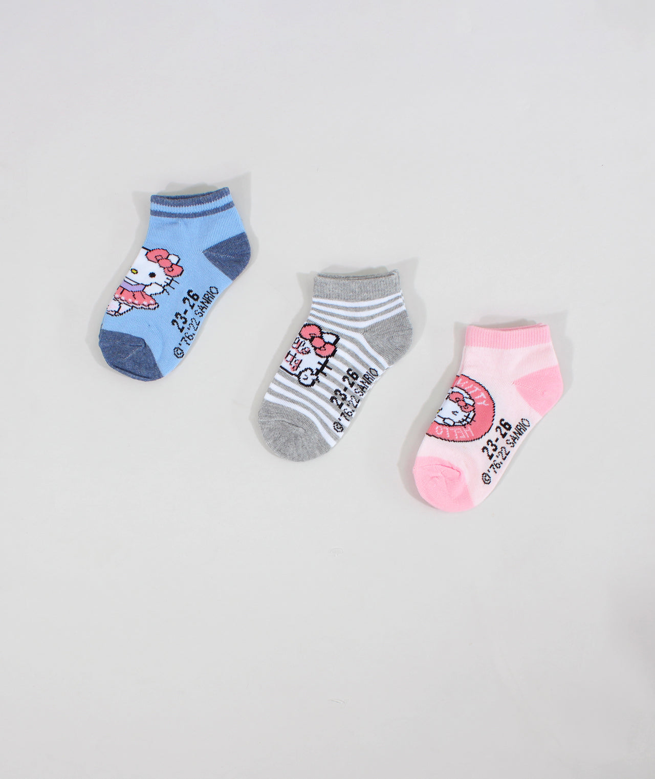 קרסוליות ילדים הלו קיטי 3 יח'