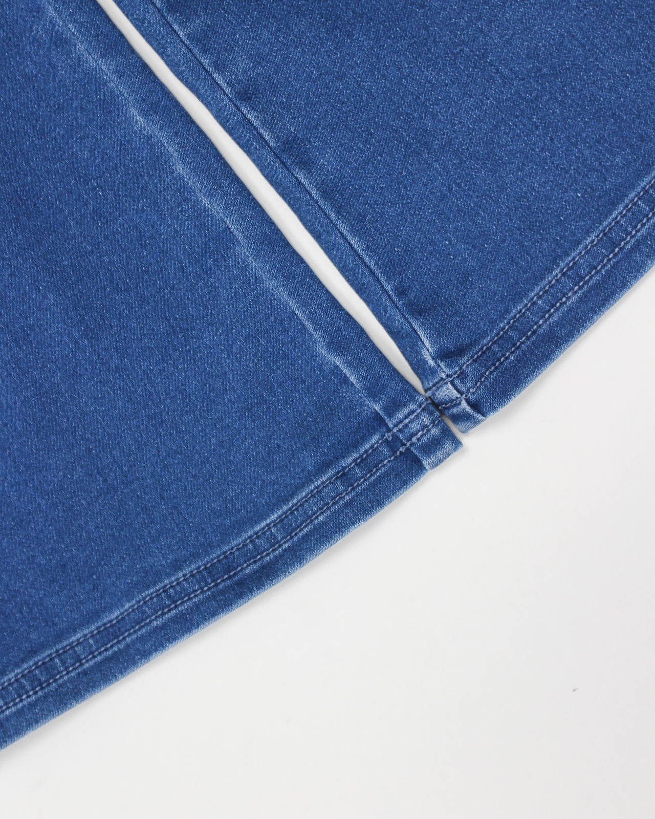 טייץ ג'ינס פדלאפון