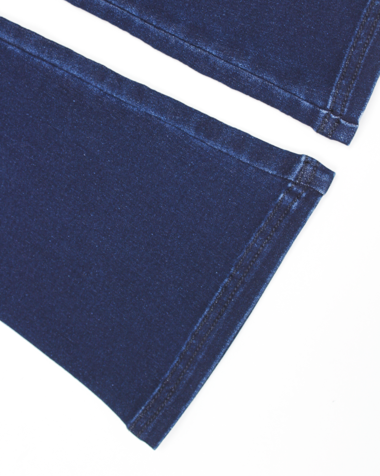 טייץ ג'ינס פדלאפון