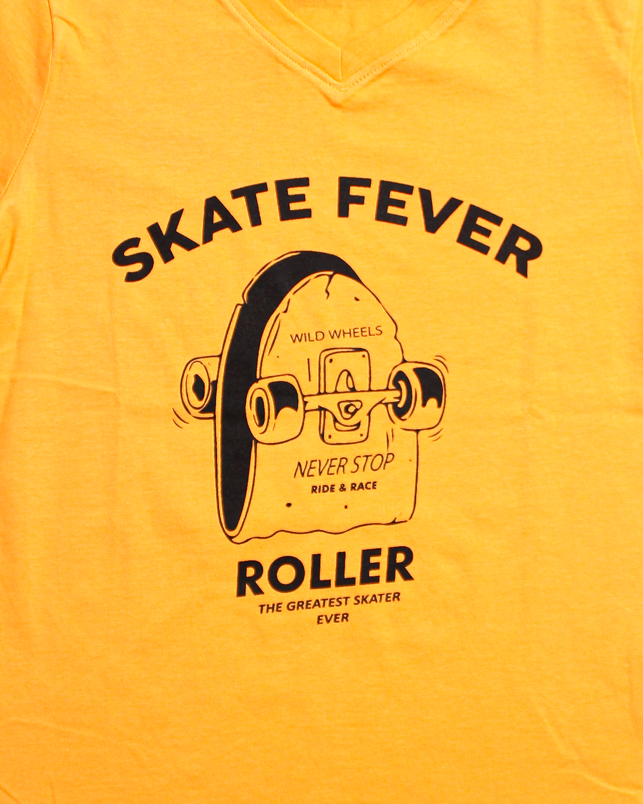 טי מודפס Skate Fever
