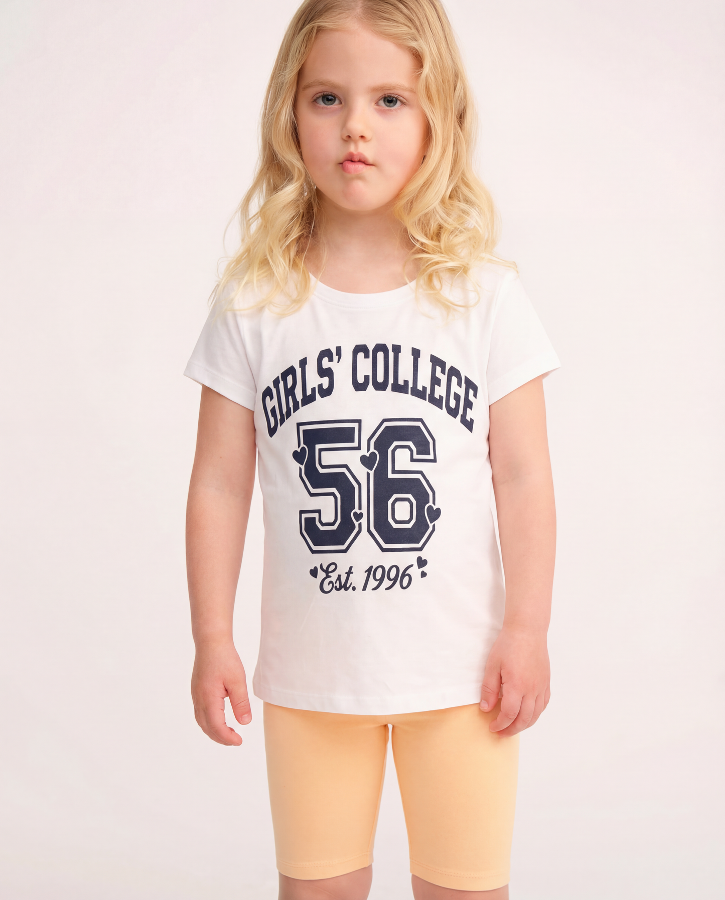 טי מודפס ניקי college 56