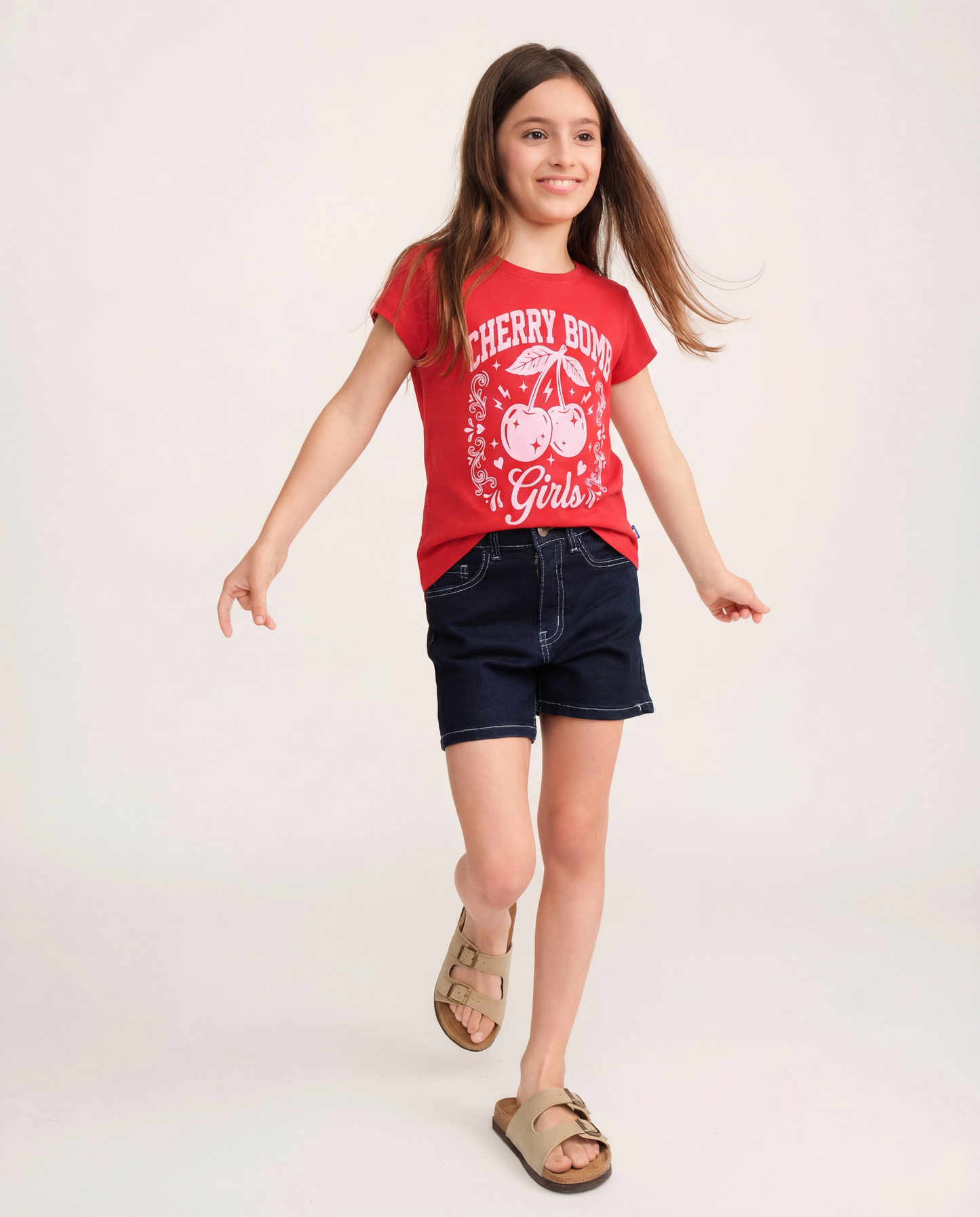 טי מודפס ניקי cherry bomb