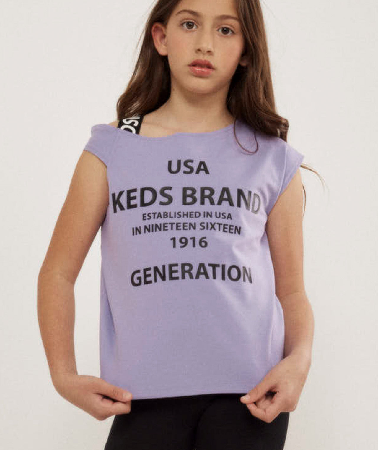 טי שירט מודפסת א סימטרית