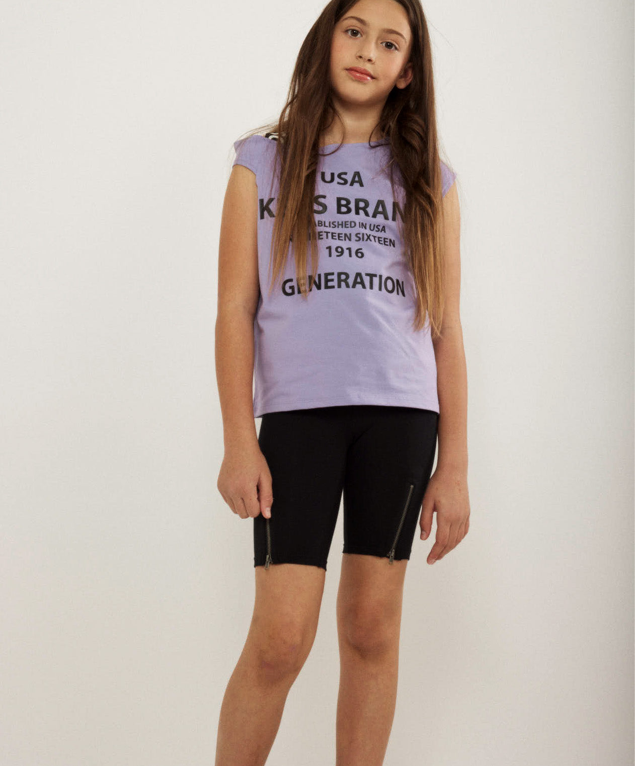 טי שירט מודפסת א סימטרית