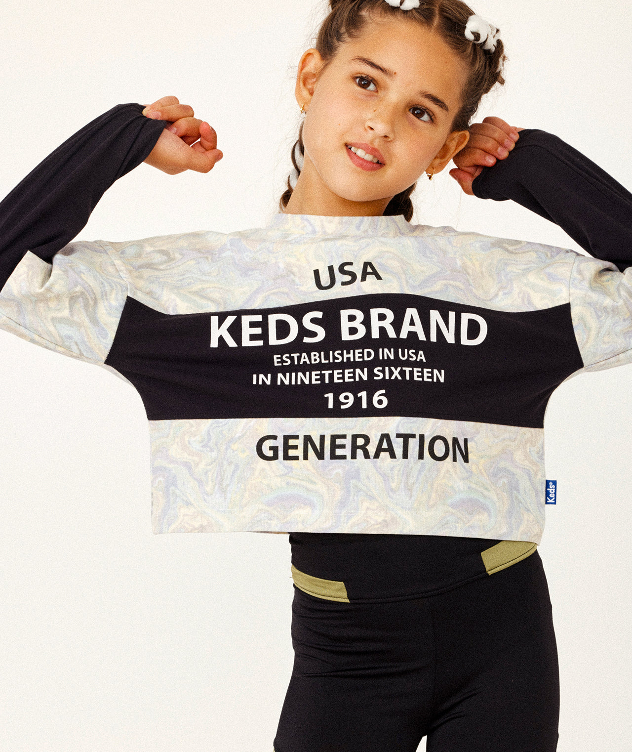 קרופ טופ לייקרה