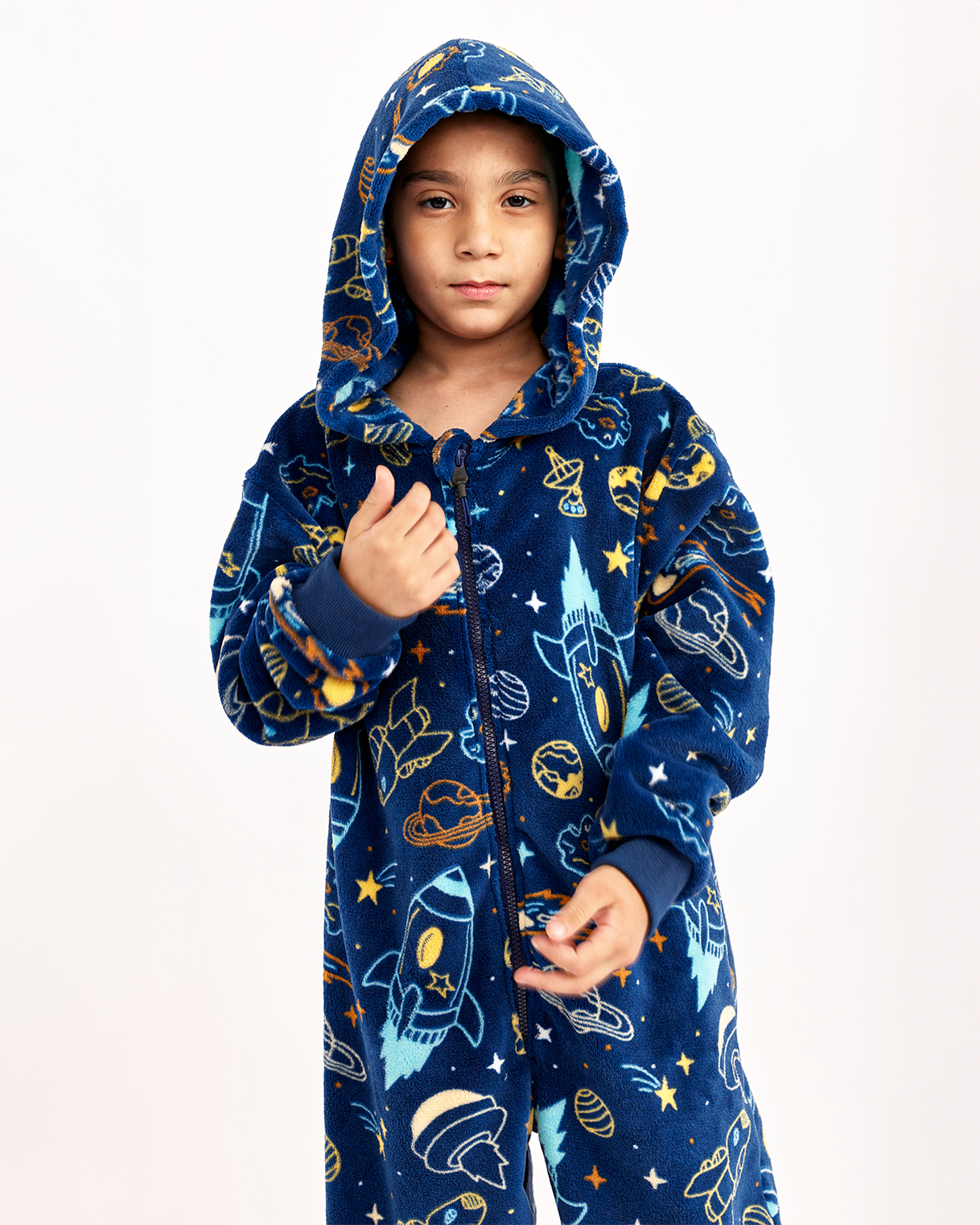 וונזי פרווה Space