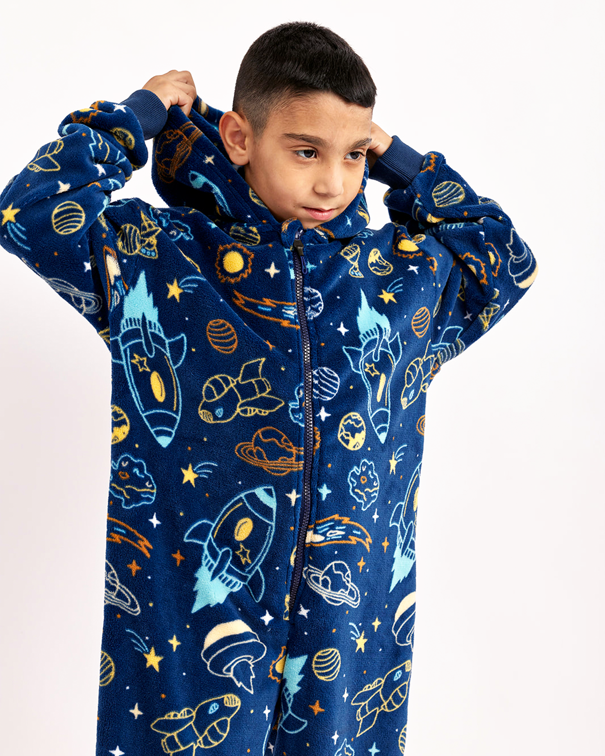 וונזי פרווה Space