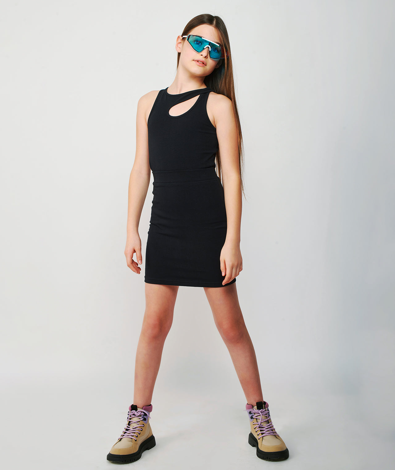 גופיות לייקרה א-סימטרי