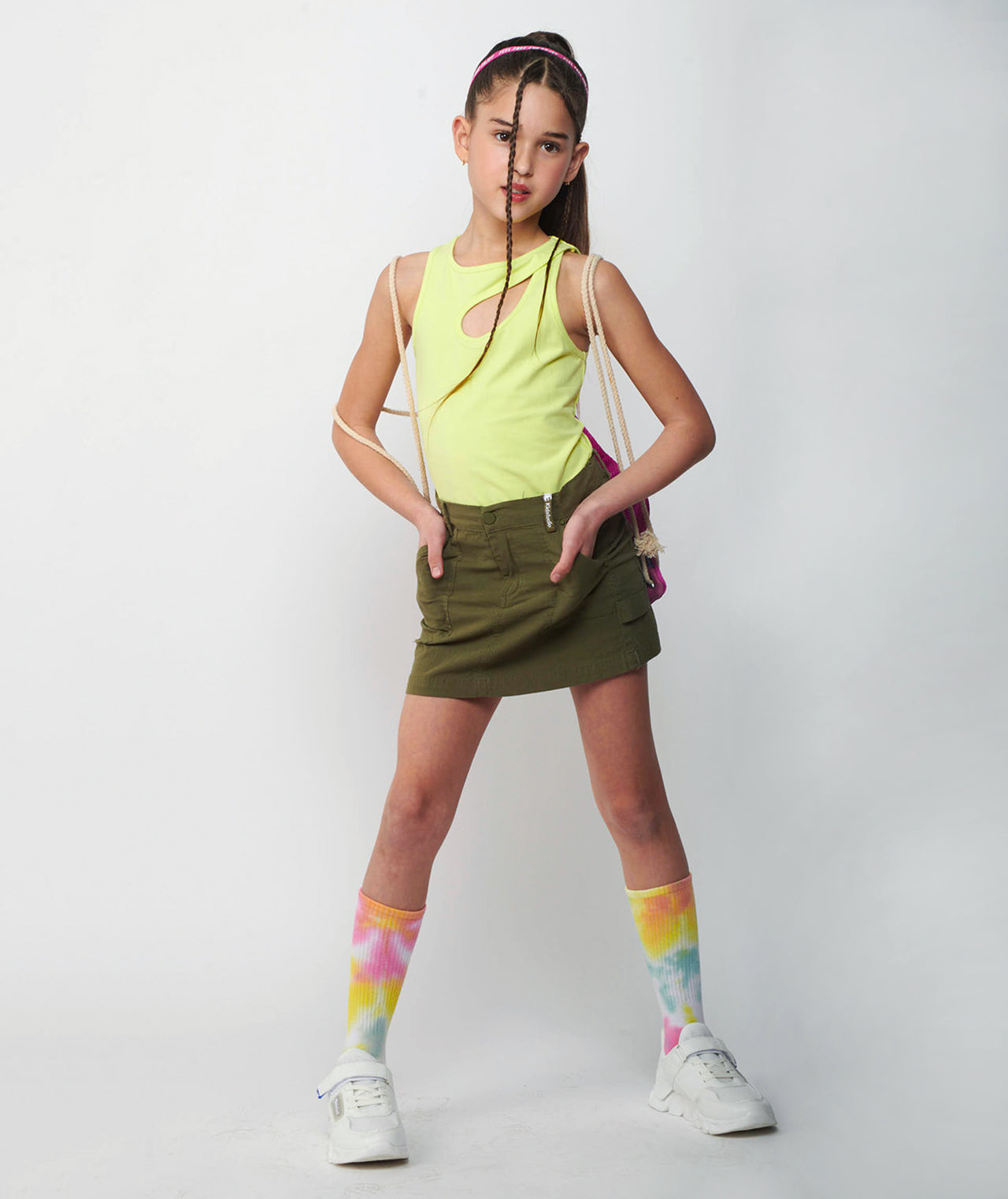 גופיות לייקרה א-סימטרי