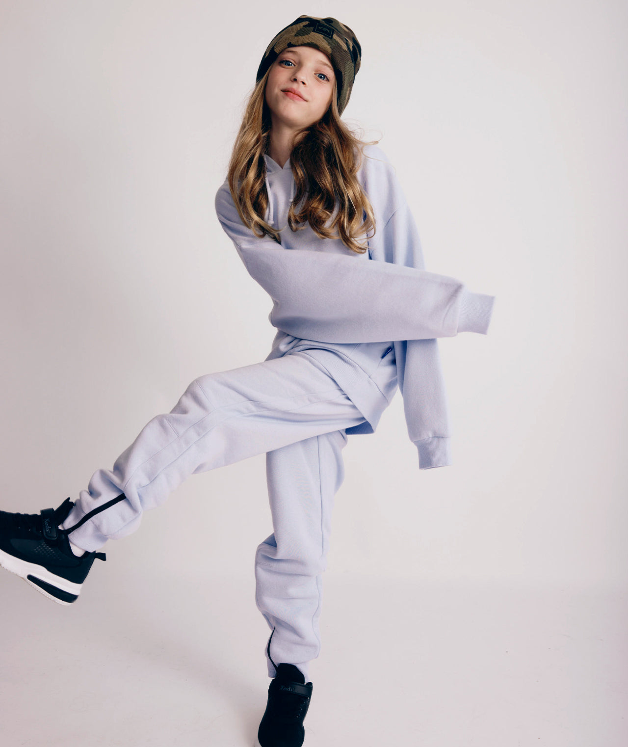 מכנסי פוטר עם רוכסן בקרסול