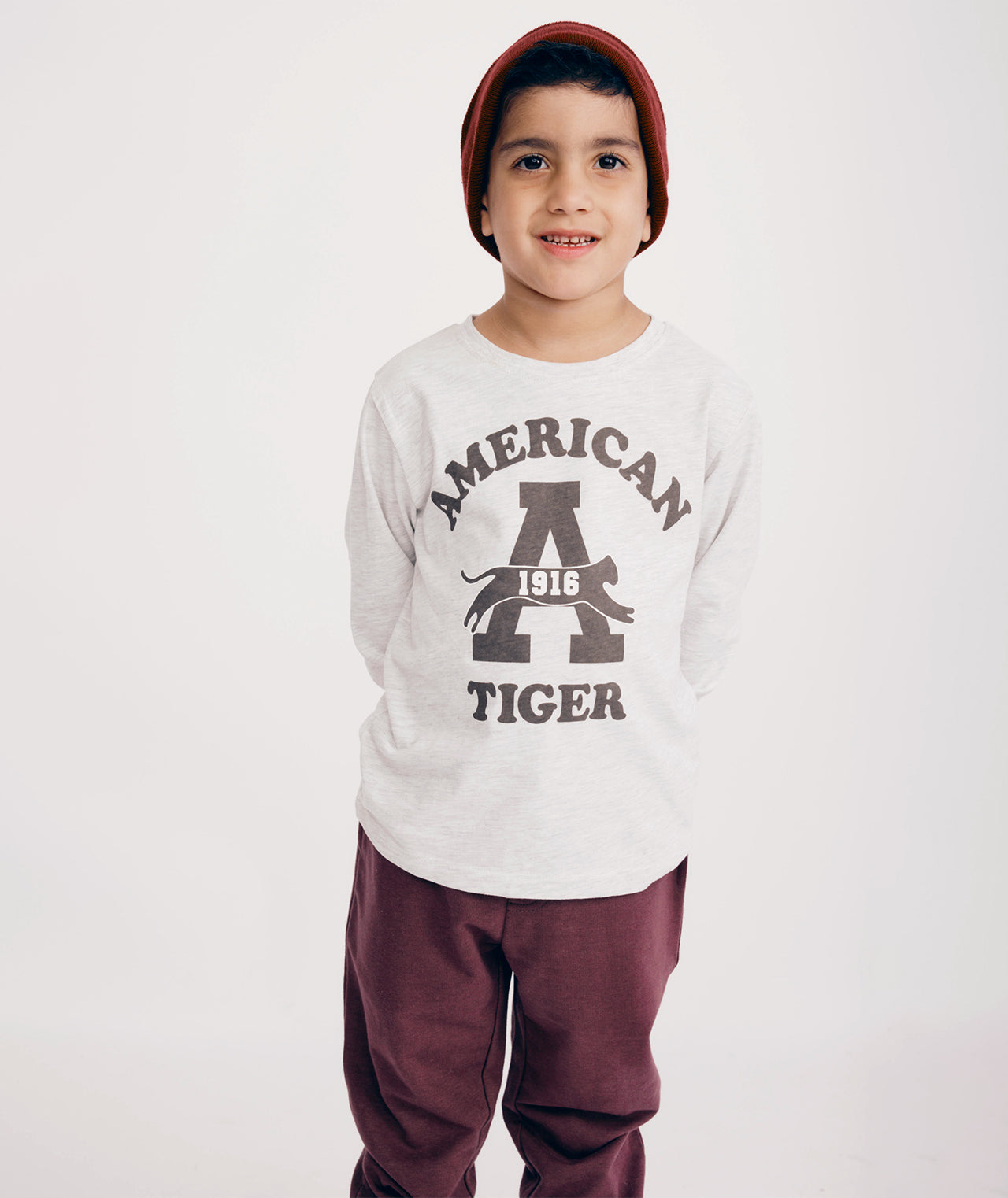 חליפת מעבר בנים American Tiger