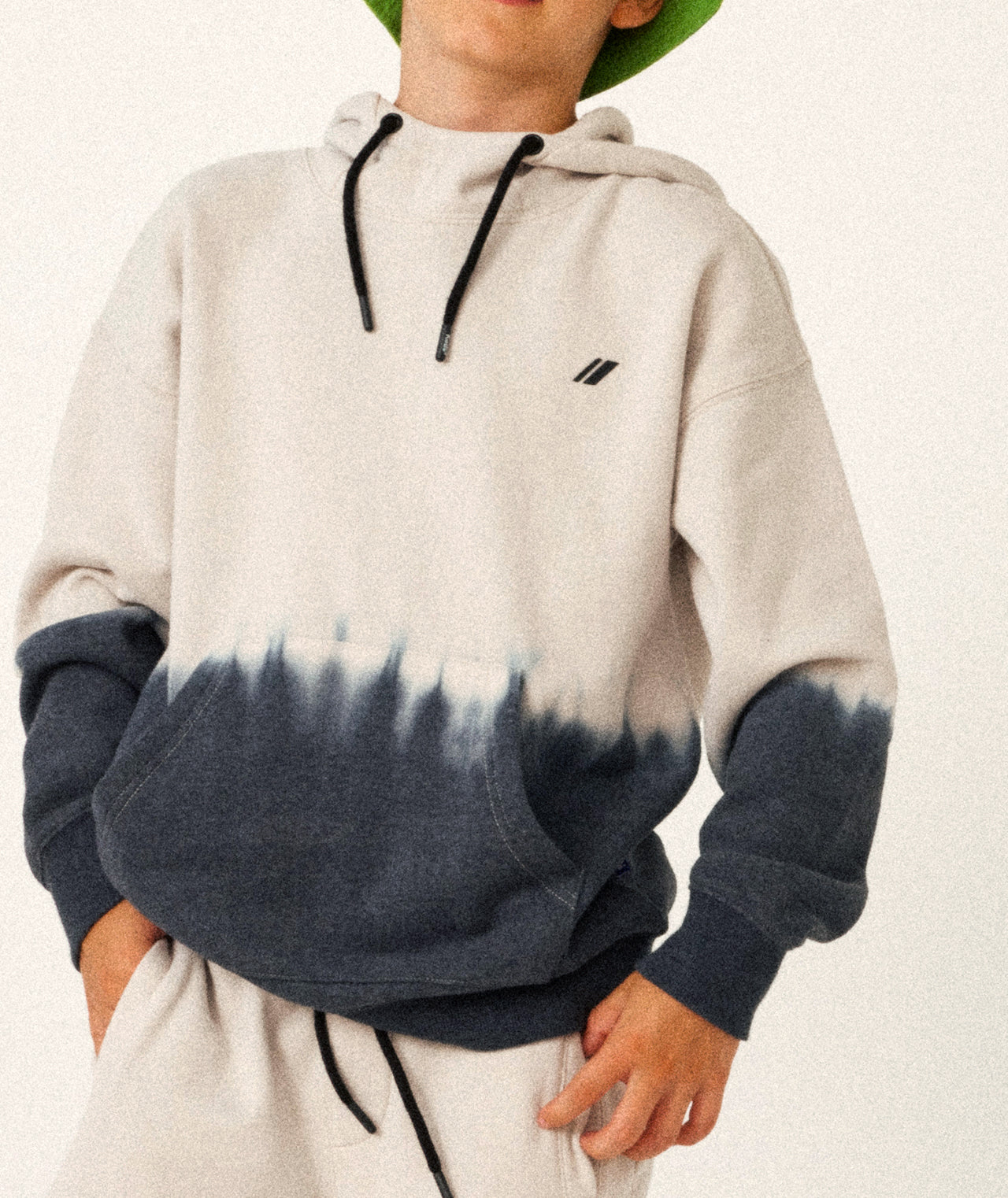סווטשירט עם כובע Tie Dye