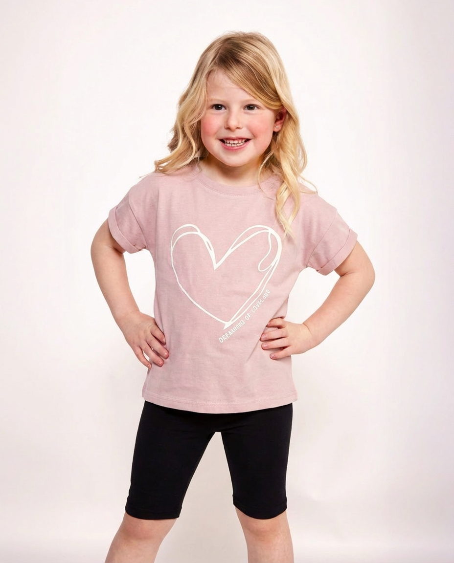 חליפת גן בנות