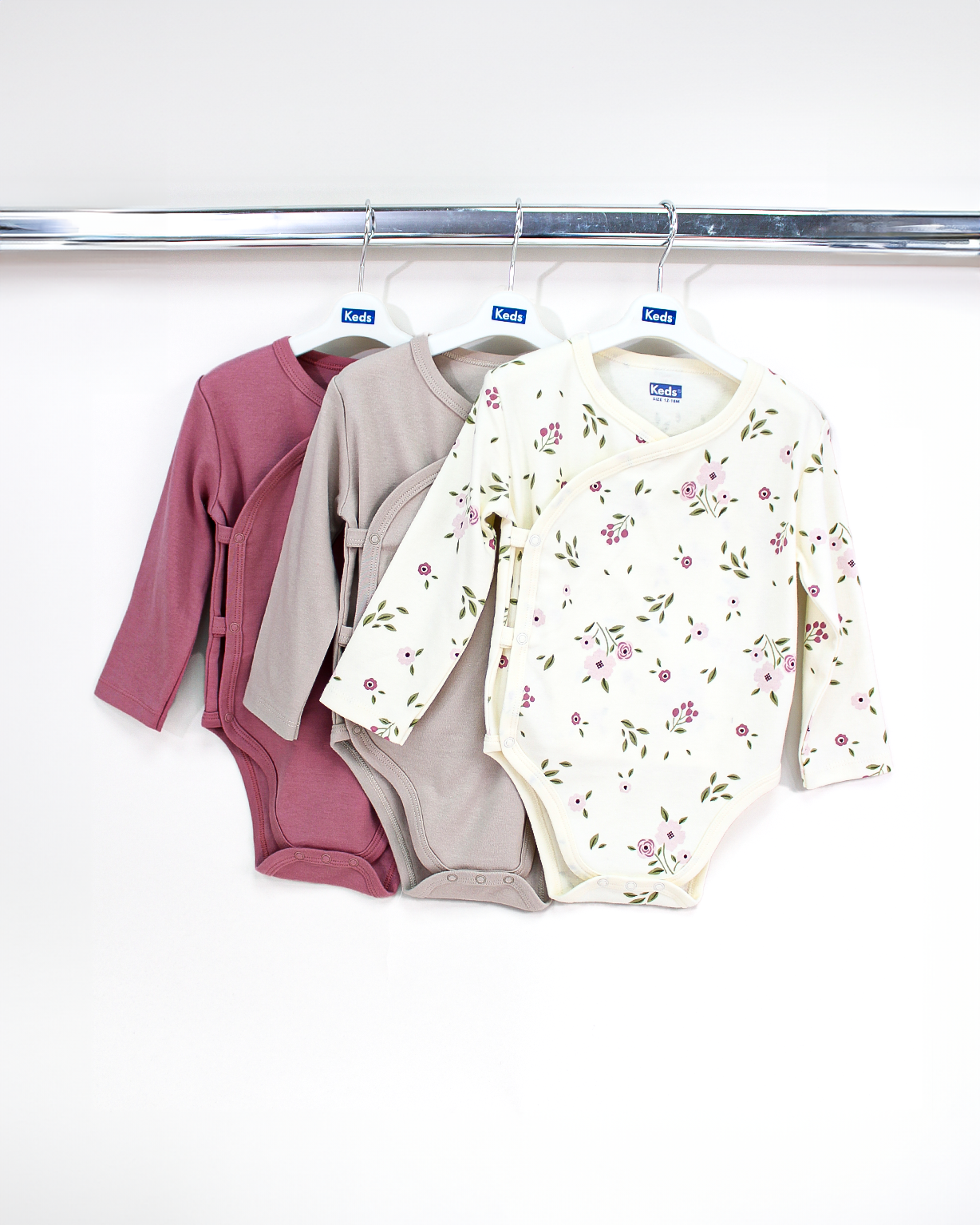 מארז שלישיית בגדי גוף בייבי