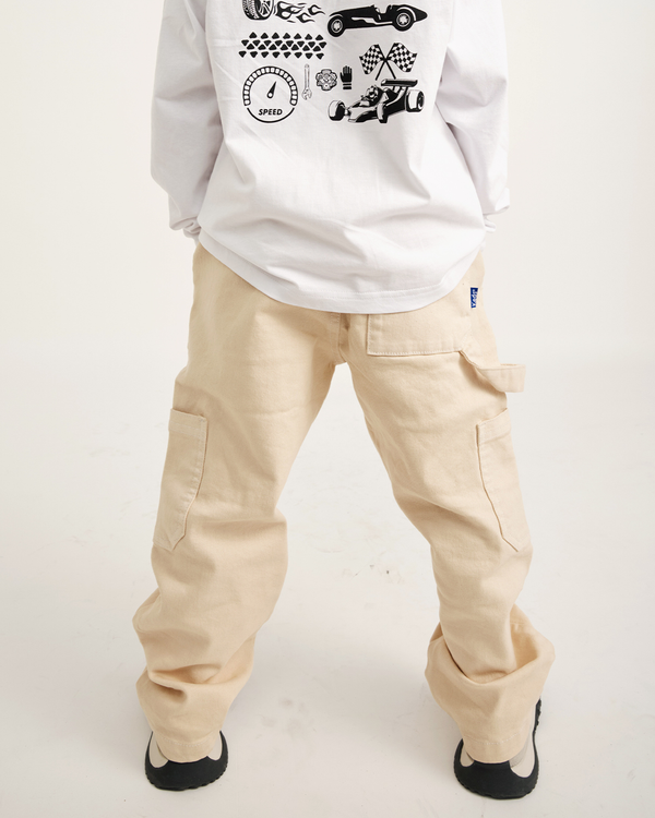 מכנסי ג'ינס דגמח