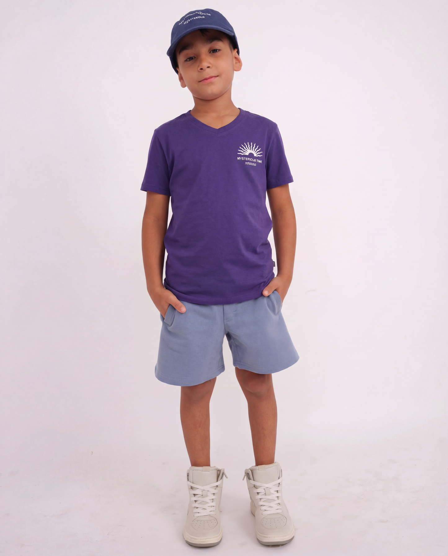 טי מודפס וי mysterious time