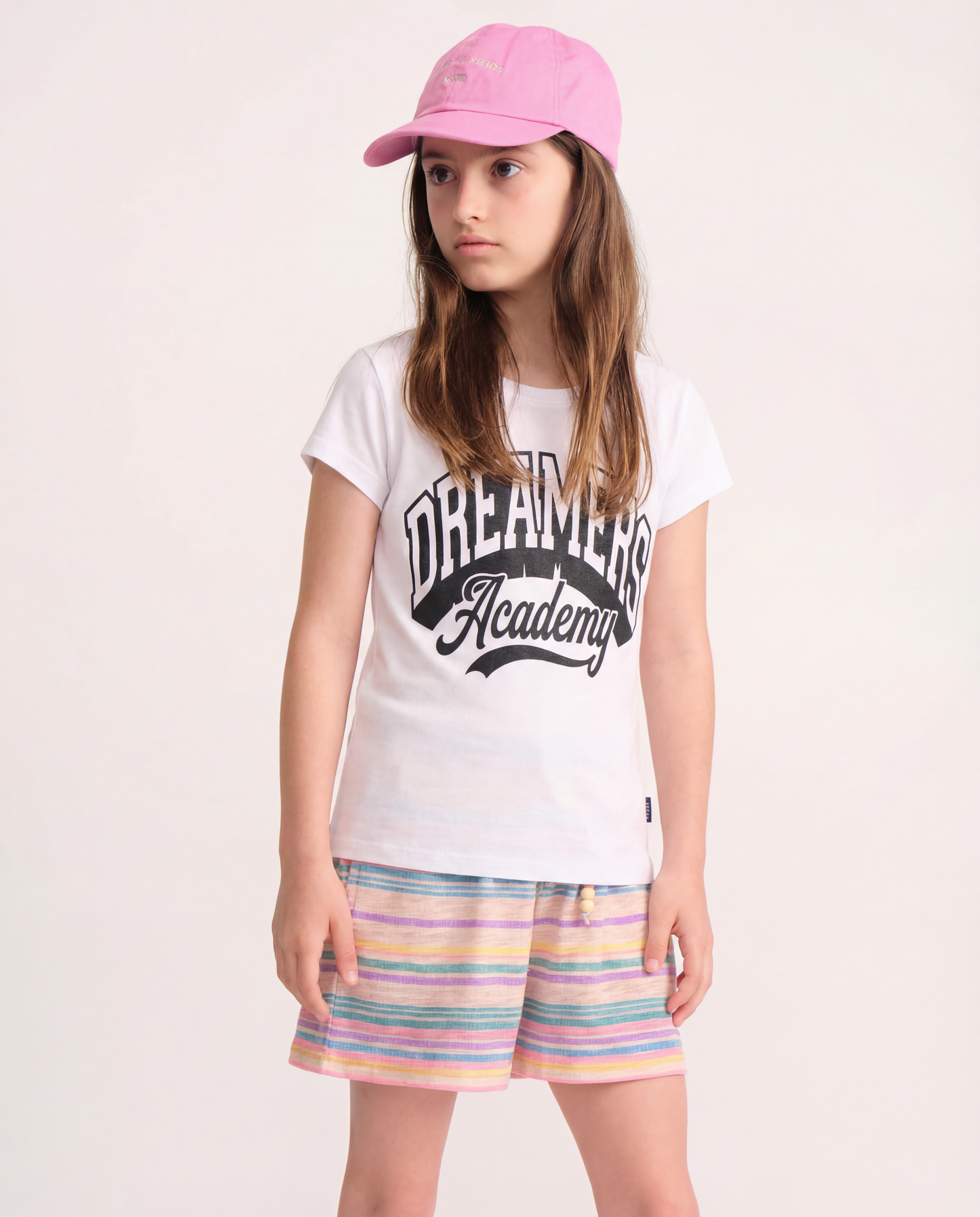 טי מודפס ניקי dreamers academy