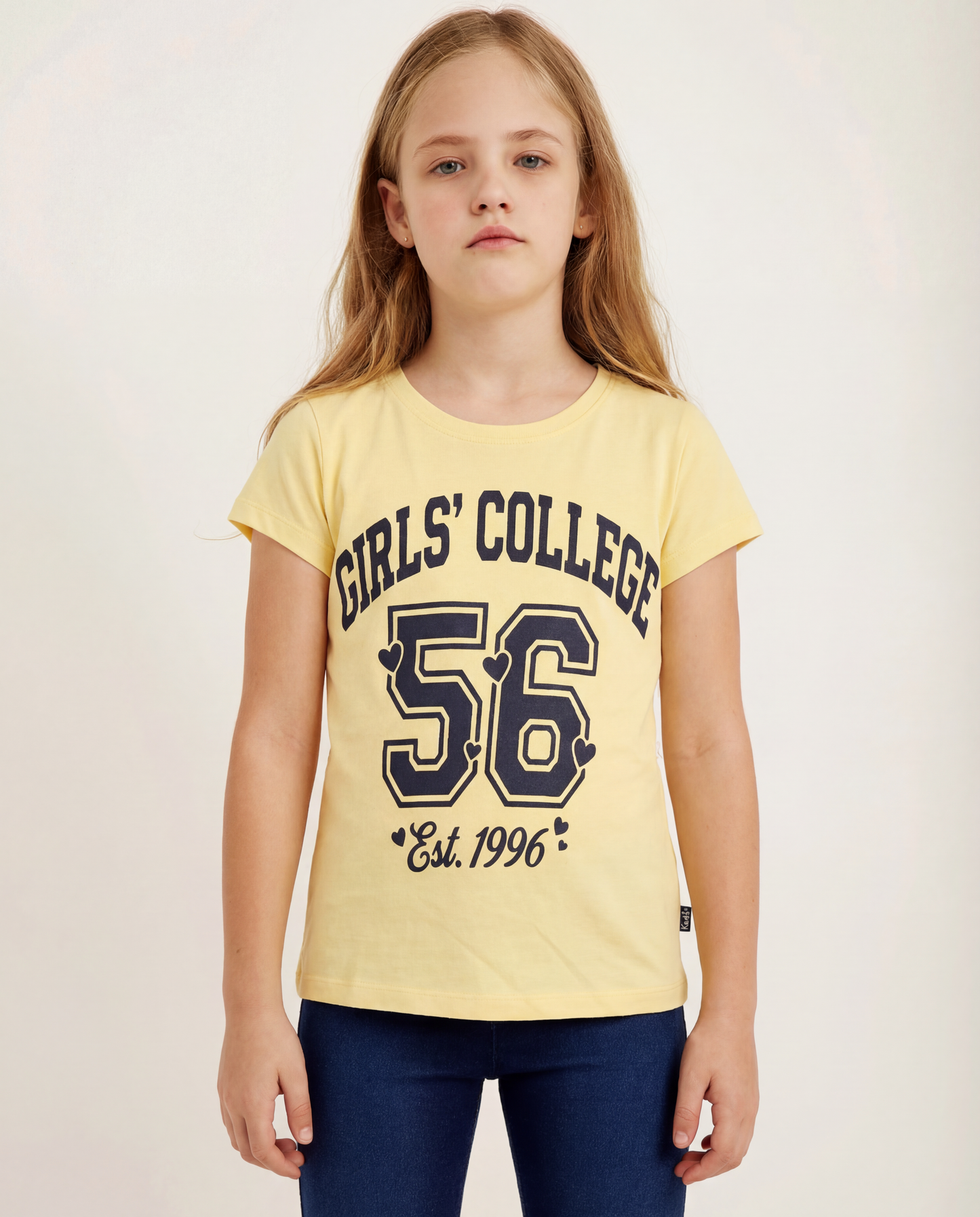 טי מודפס ניקי college 56