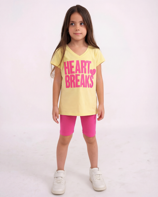 טי לייקרה מודפס וי heart breaks