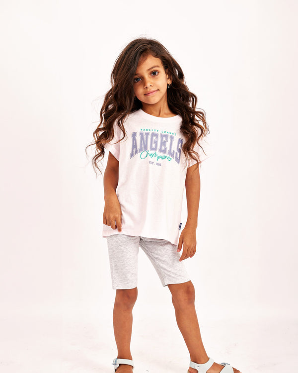 חליפת גן בנות