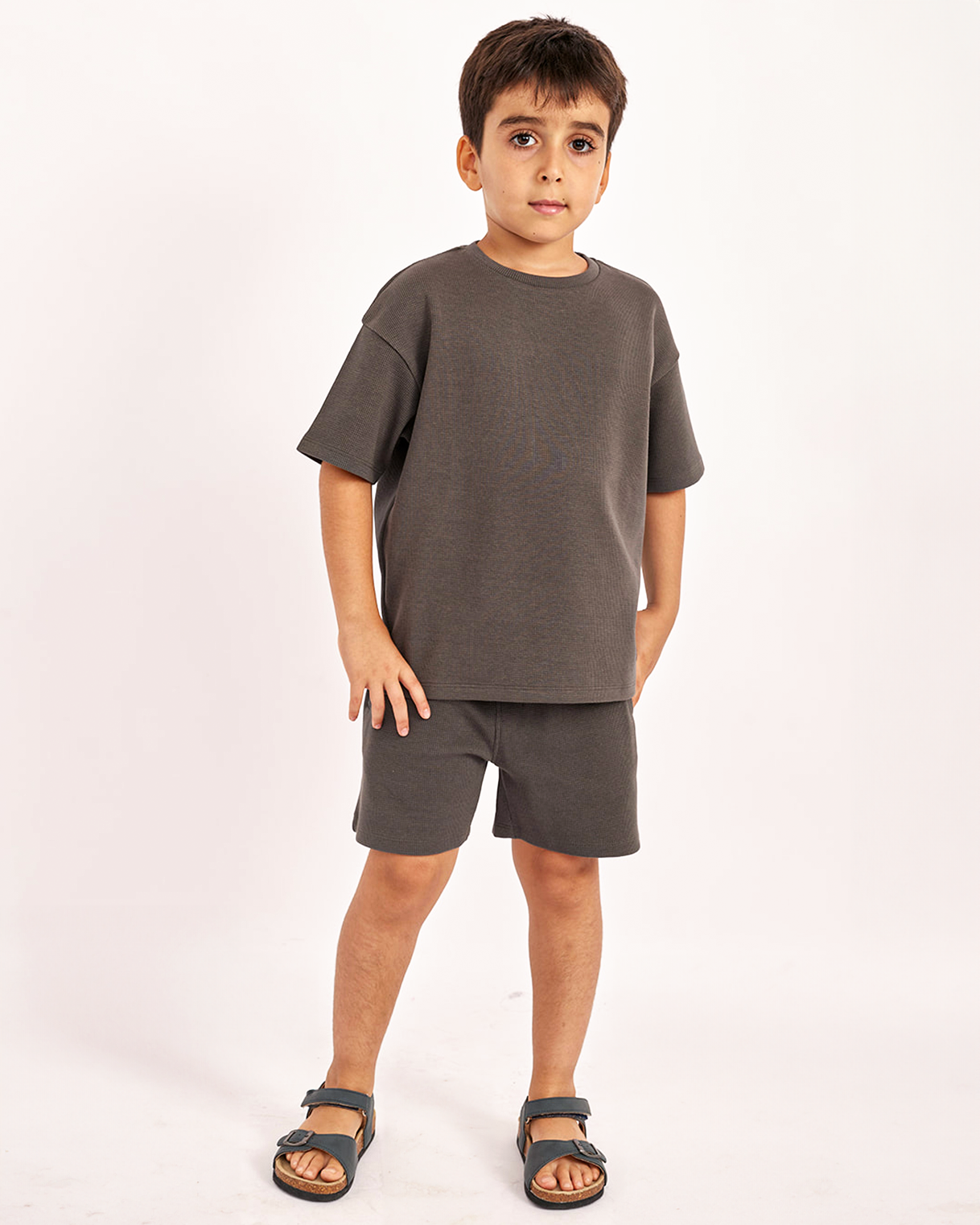 חליפה מבד טקסטורלי