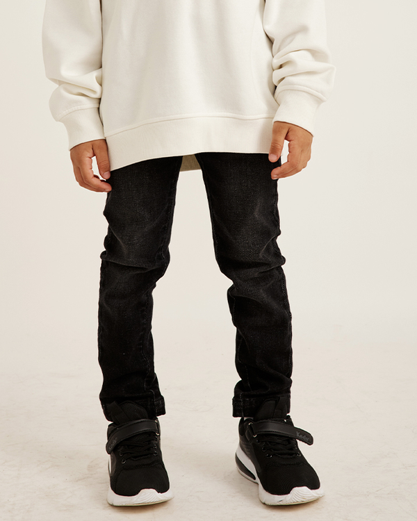 מכנסי ג'ינס סקיני