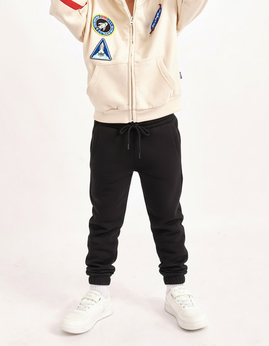 מכנסי פוטר חלקים עם סיומת גומי