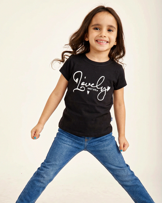 טי לייקרה מודפס Sweet Girl